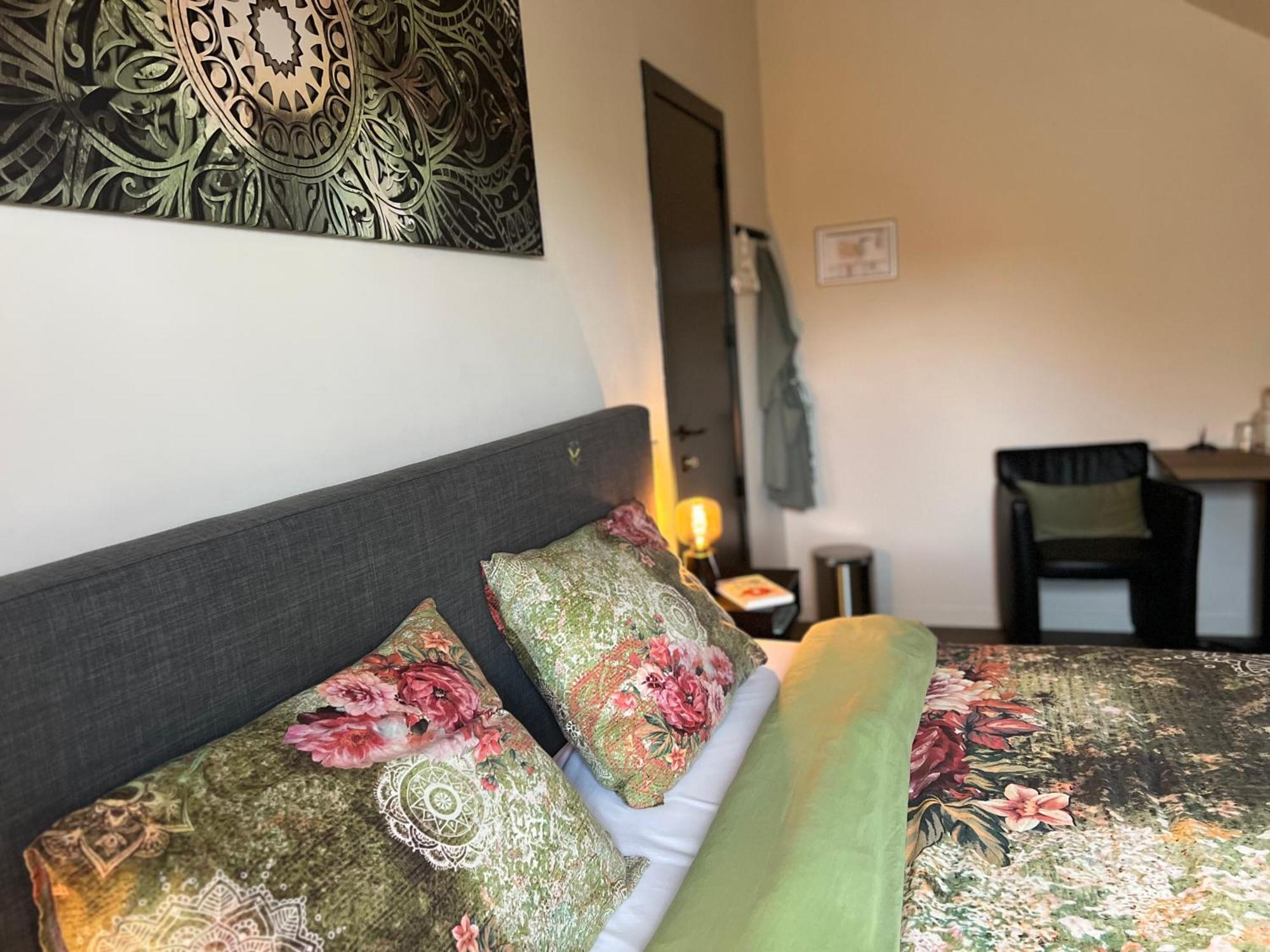 Ikigai Bed & Breakfast Oud-Turnhout Ngoại thất bức ảnh